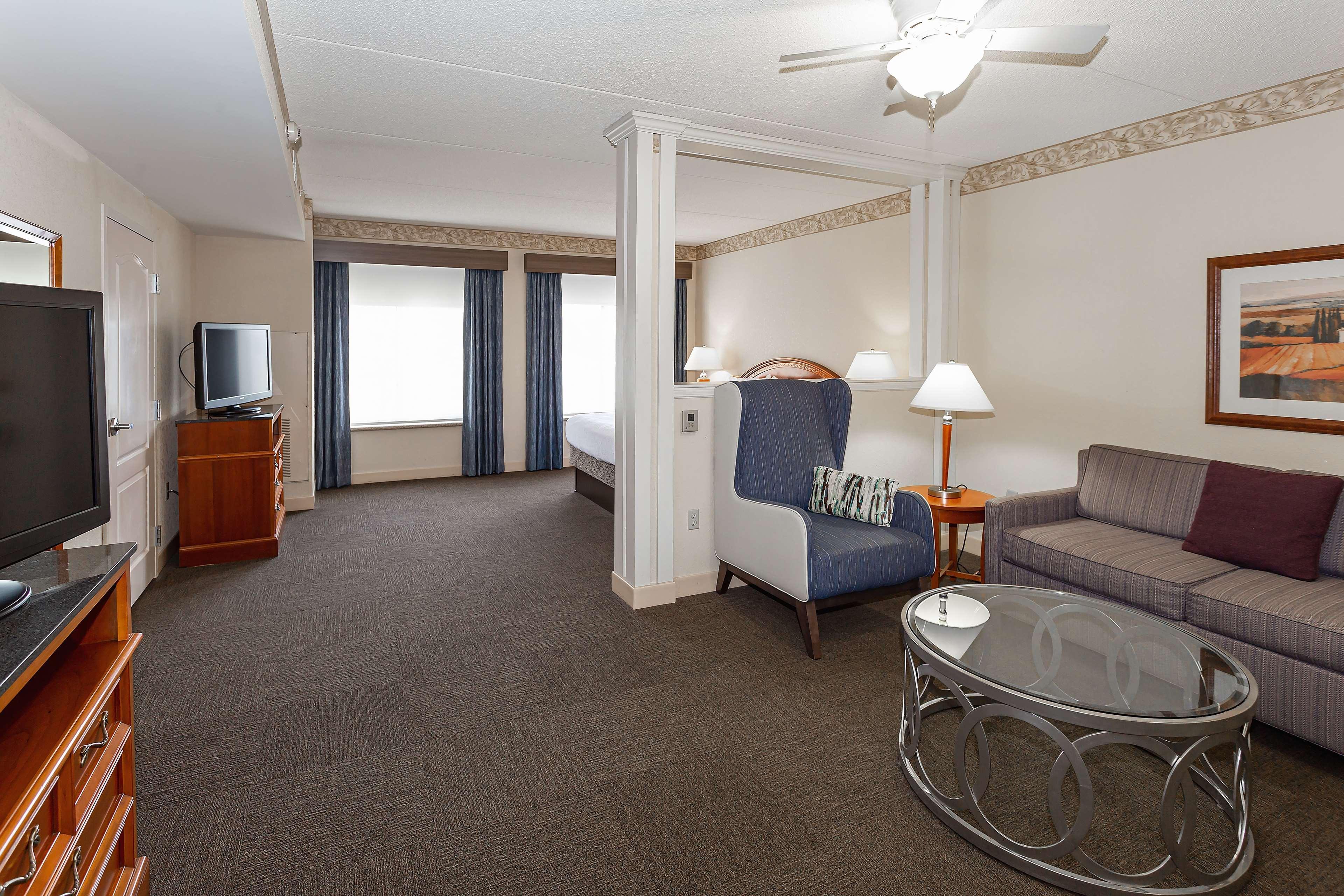 Hilton Garden Inn Wooster Extérieur photo