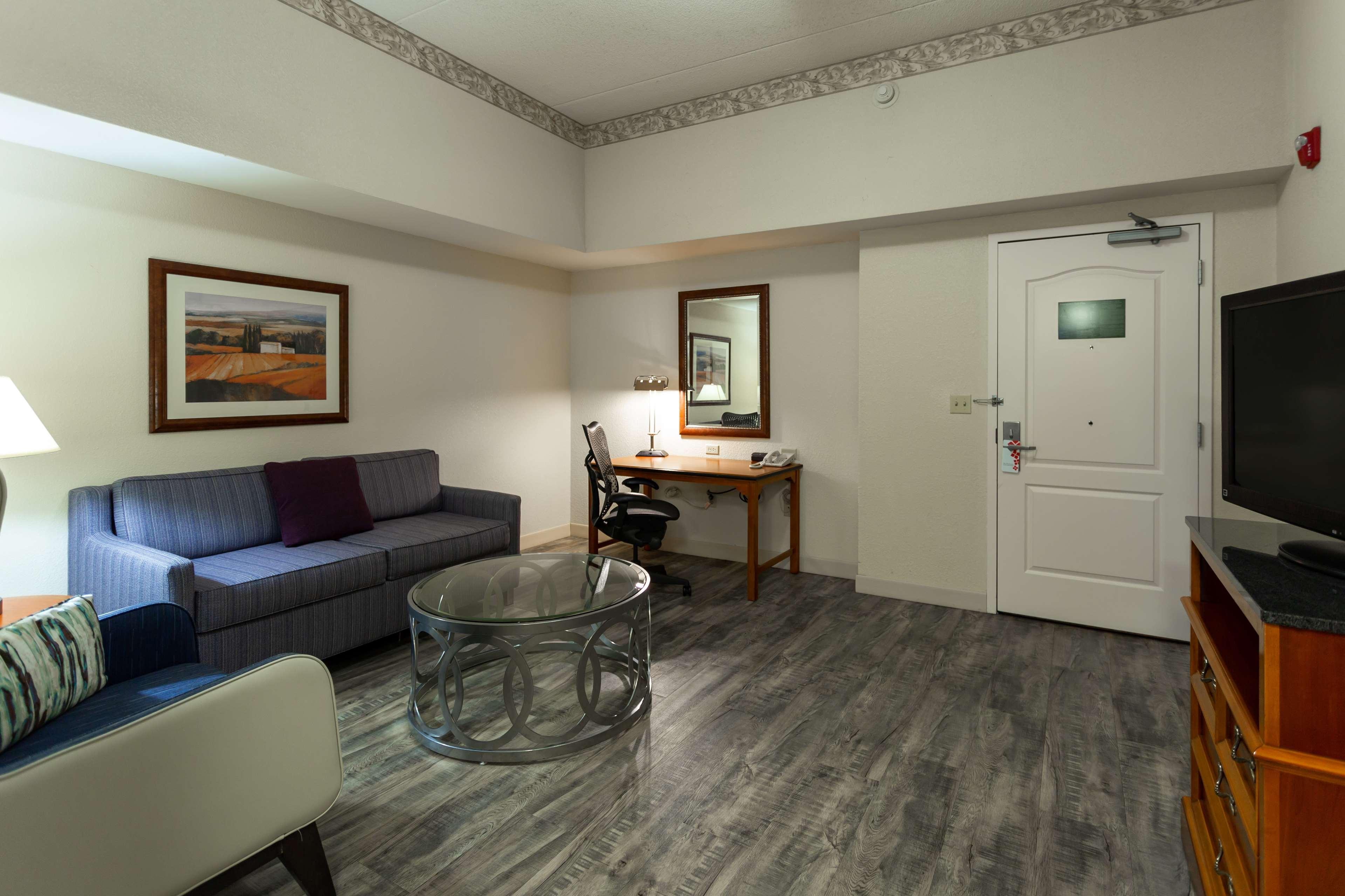 Hilton Garden Inn Wooster Extérieur photo