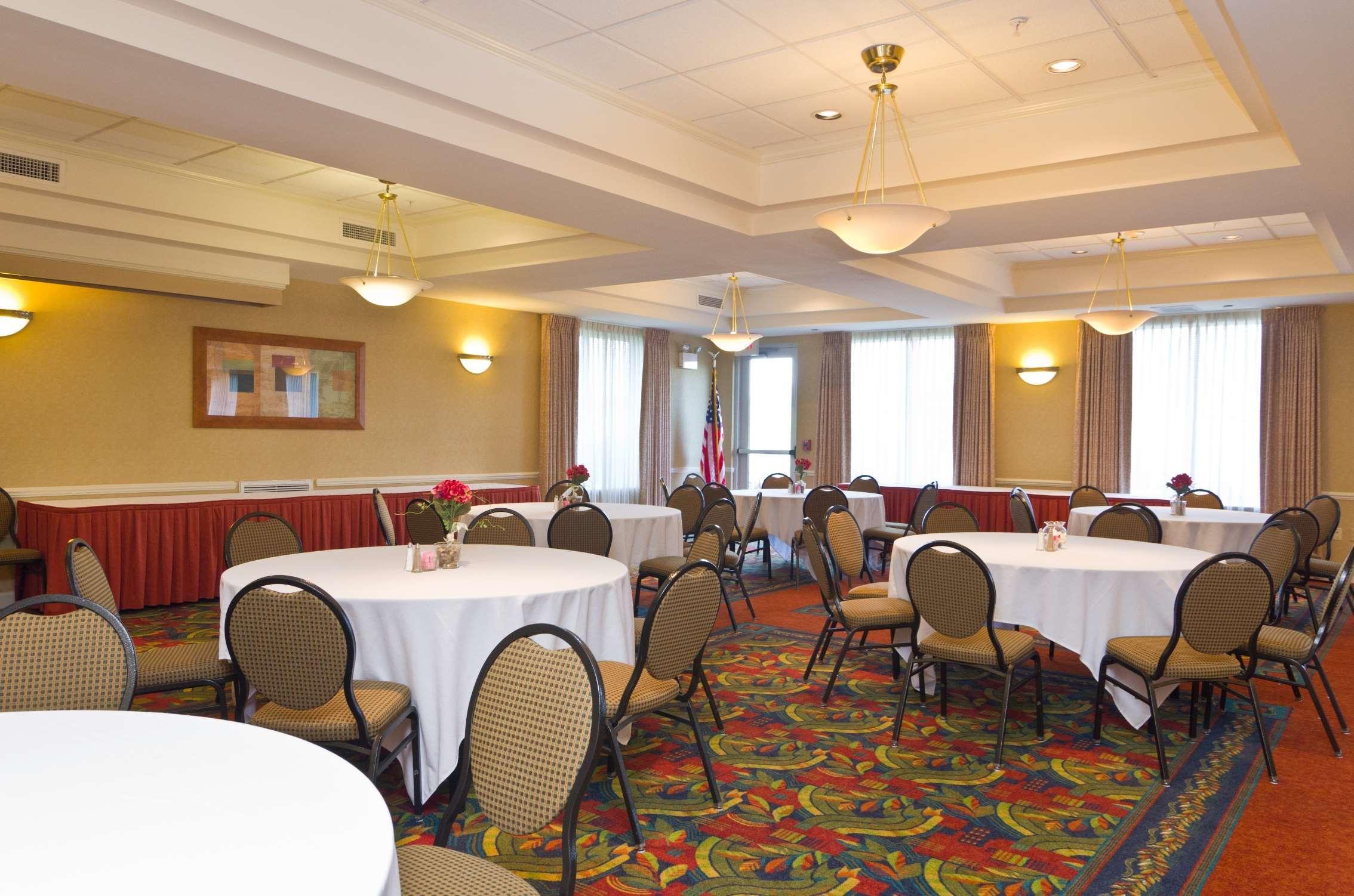 Hilton Garden Inn Wooster Extérieur photo