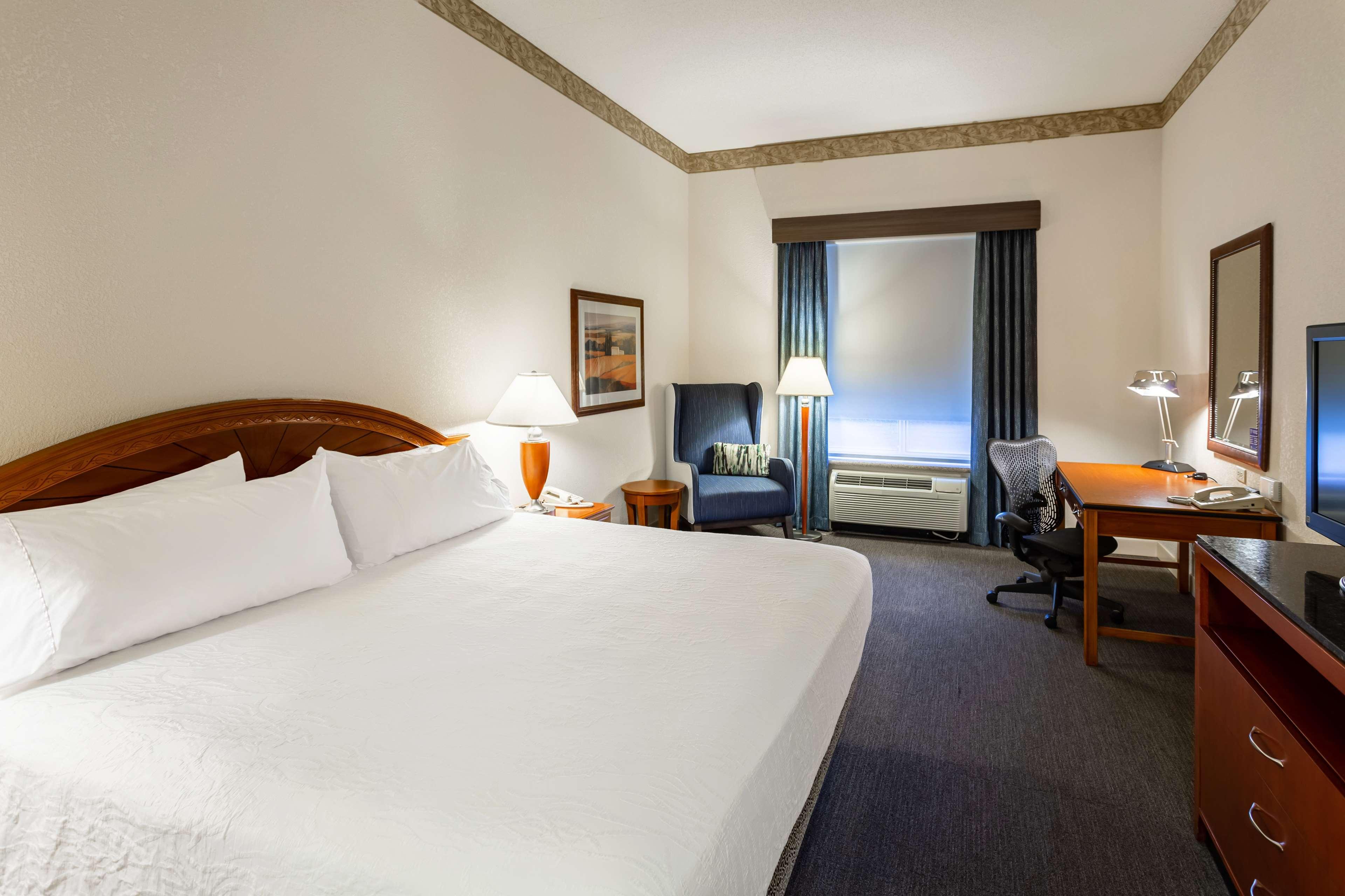 Hilton Garden Inn Wooster Extérieur photo