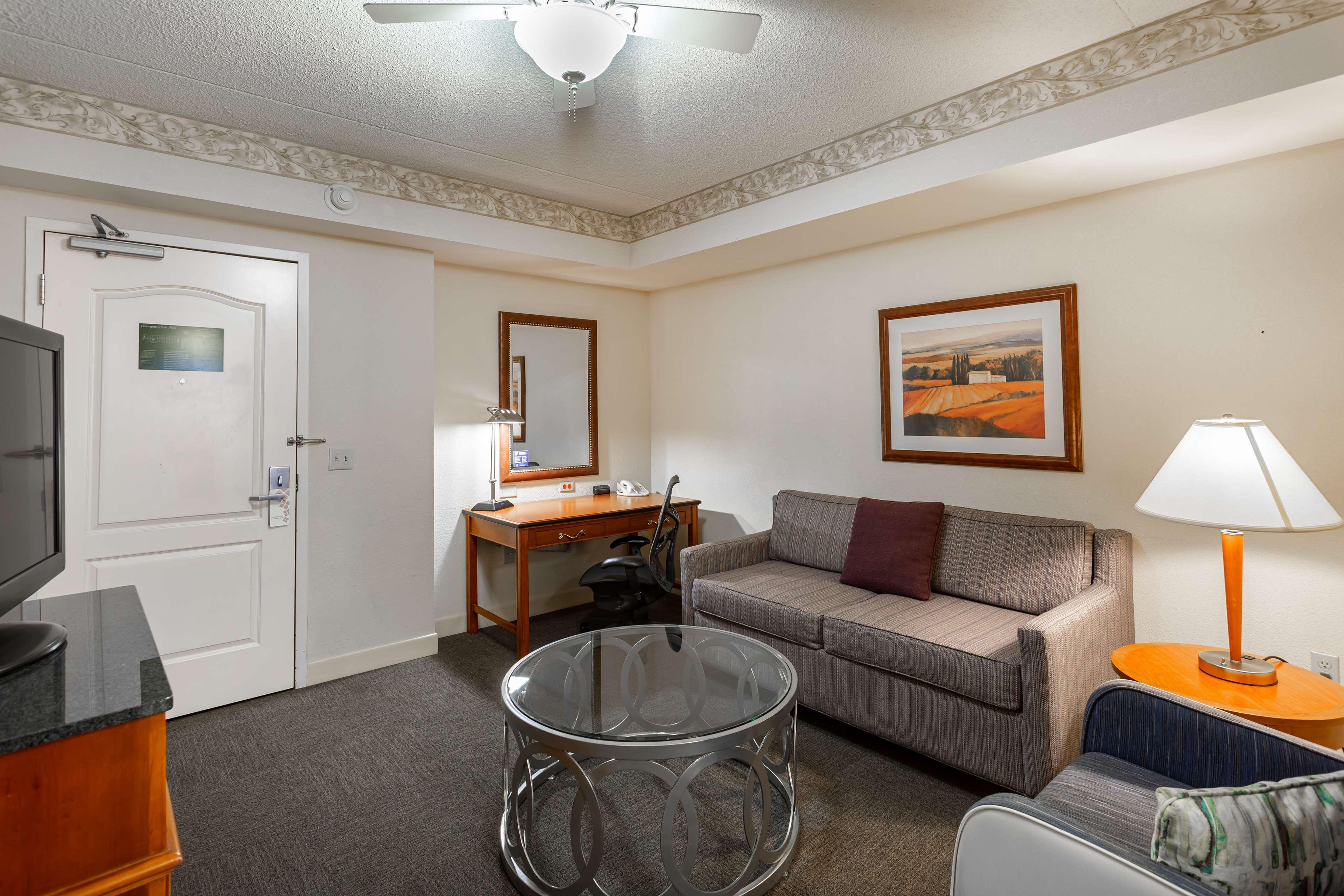 Hilton Garden Inn Wooster Extérieur photo