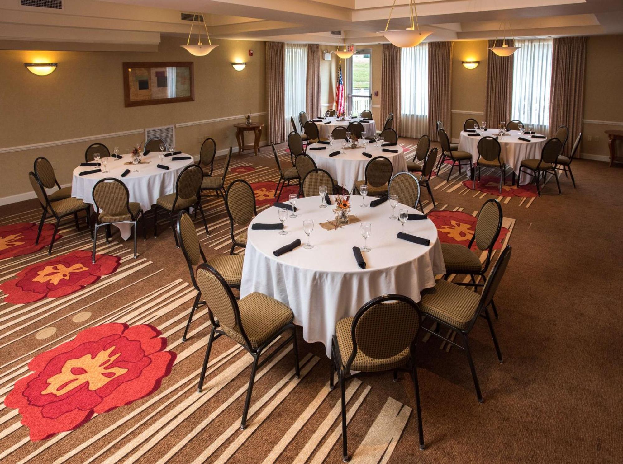 Hilton Garden Inn Wooster Extérieur photo